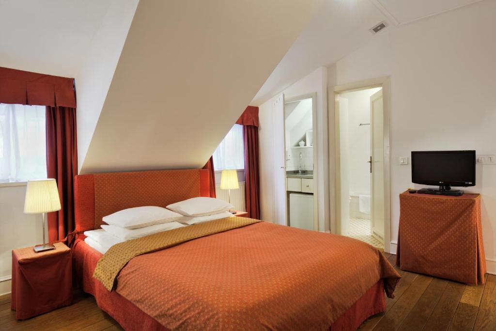 Petra Varl Bed & Breakfast 2*